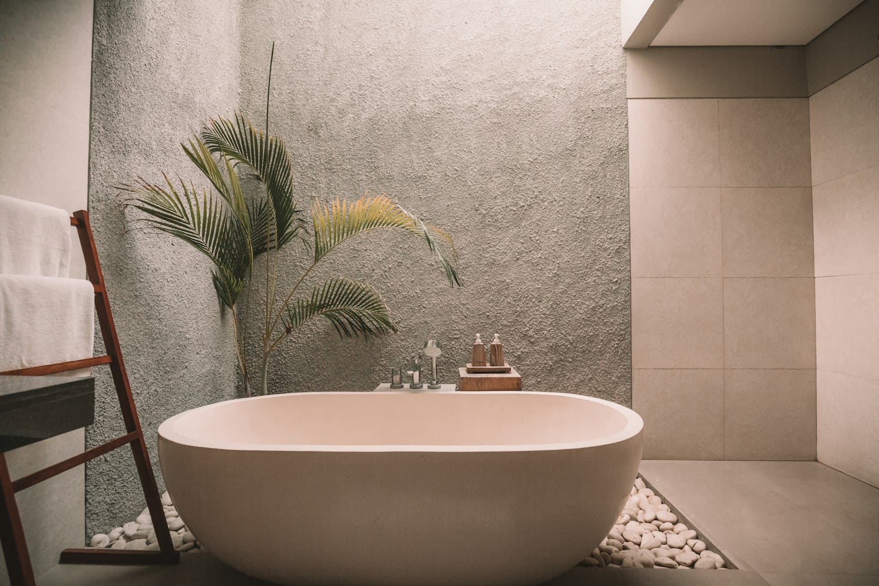 Shower with falls to waste